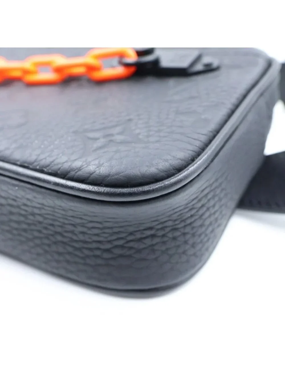 Louis Vuitton Taurillon Monogram Pochette Volga Waist Bag Noir Leather